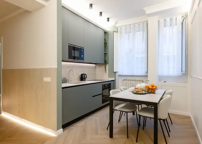 Luxury With Private Hot Tub & Sauna - Magnifica Homes * Roma