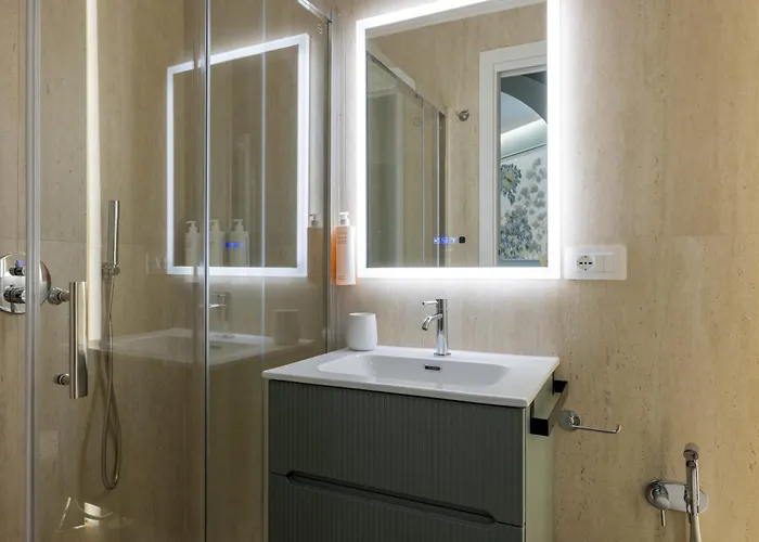 Luxury With Private Hot Tub & Sauna - Magnifica Homes Daire *
