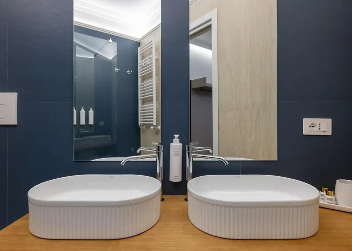 Luxury With Private Hot Tub & Sauna - Magnifica Homes Apartamento Roma