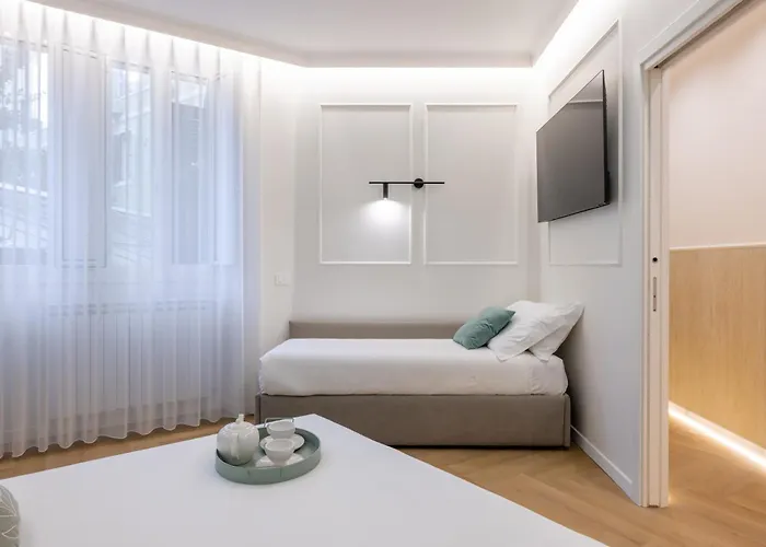 Luxury With Private Hot Tub & Sauna - Magnifica Homes * Roma